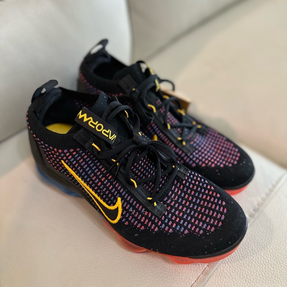 Nike Air VaporMax 2021 Flyknit GS Gradient Black Multi Womens/Boys